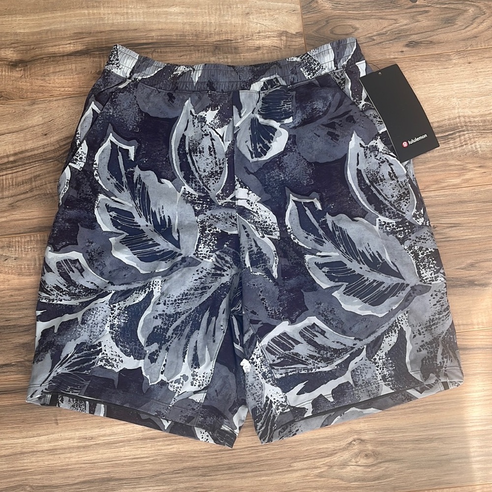 Mens lululemon pace breaker short